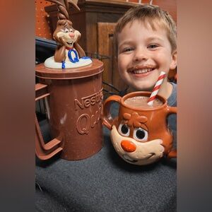 Vintage Nestlé Quik / Nesquik Bunny Plastic Mugs Lot Set Lid Topper Dbl Handle